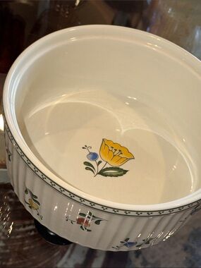 Asta Japan oven to table Floral Ceramic Serving Bowl Casserole Dish Tulip 1982